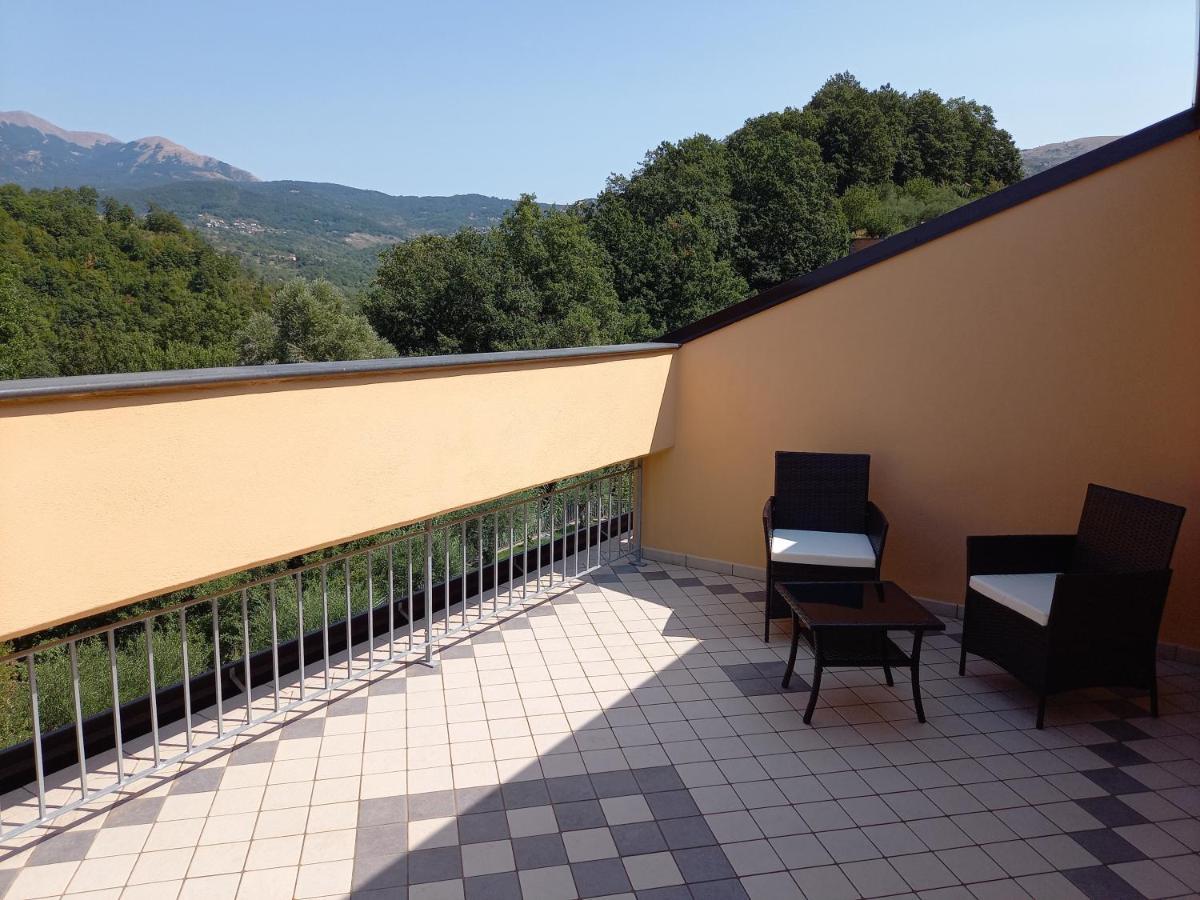 Hotel Ristorante Villa Terry Lauria Inferiore Exteriör bild