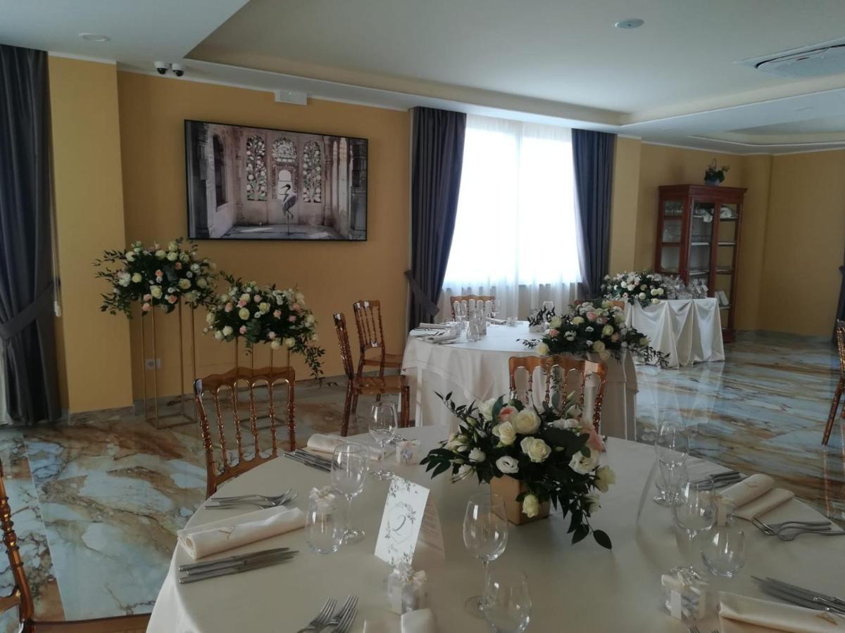 Hotel Ristorante Villa Terry Lauria Inferiore Exteriör bild
